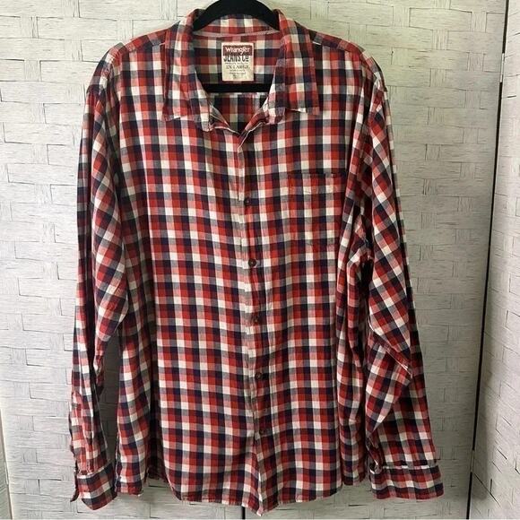 Wrangler Other - Wrangler plaid button-down cotton shirt red white & blue western